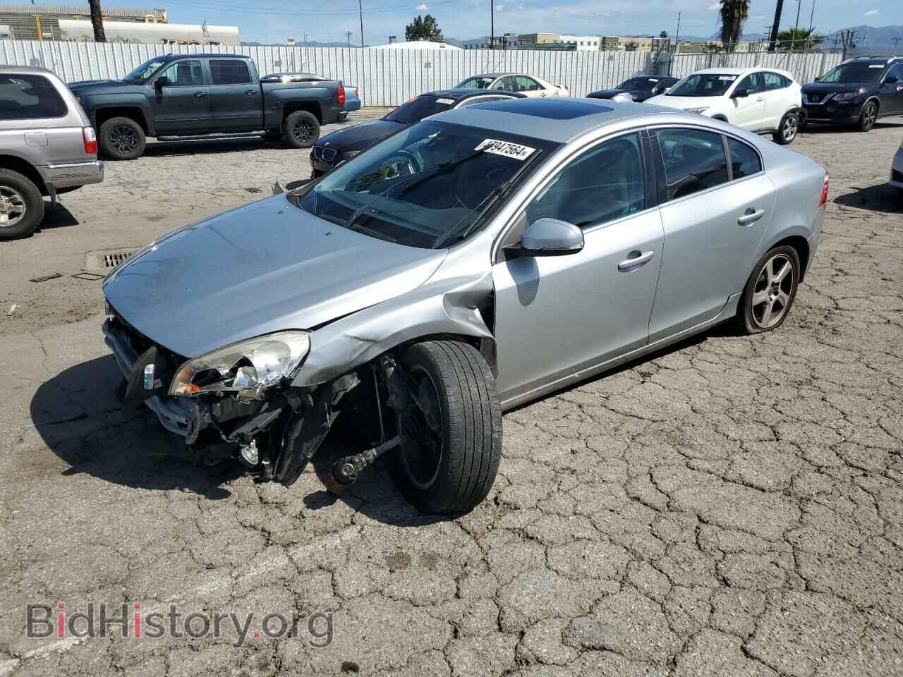 Фотография YV1612FS8D2201340 - VOLVO S60 2013
