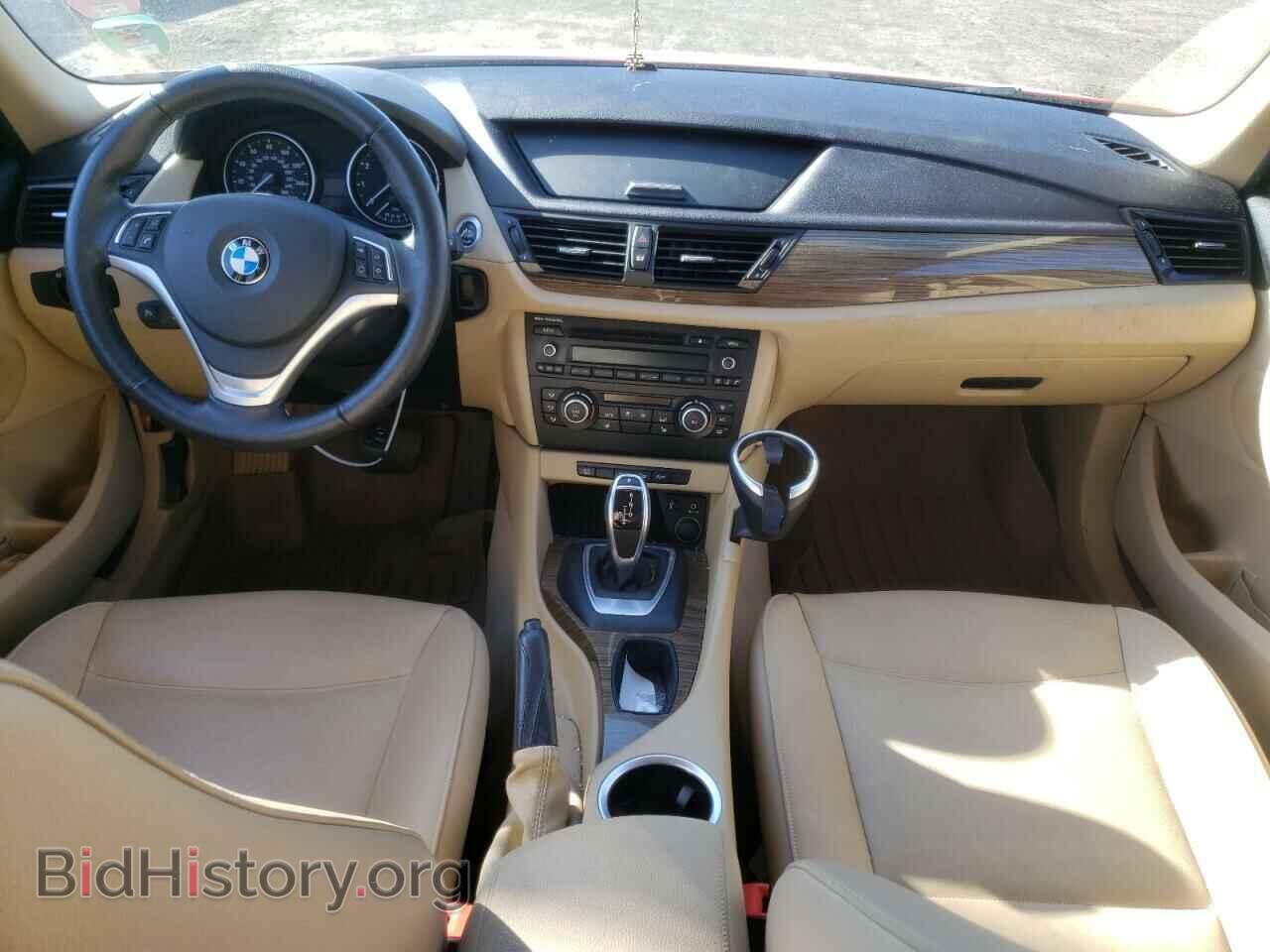 2014 BMW X1 - VIN: WBAVL1C57EVY17693 - Фото 8