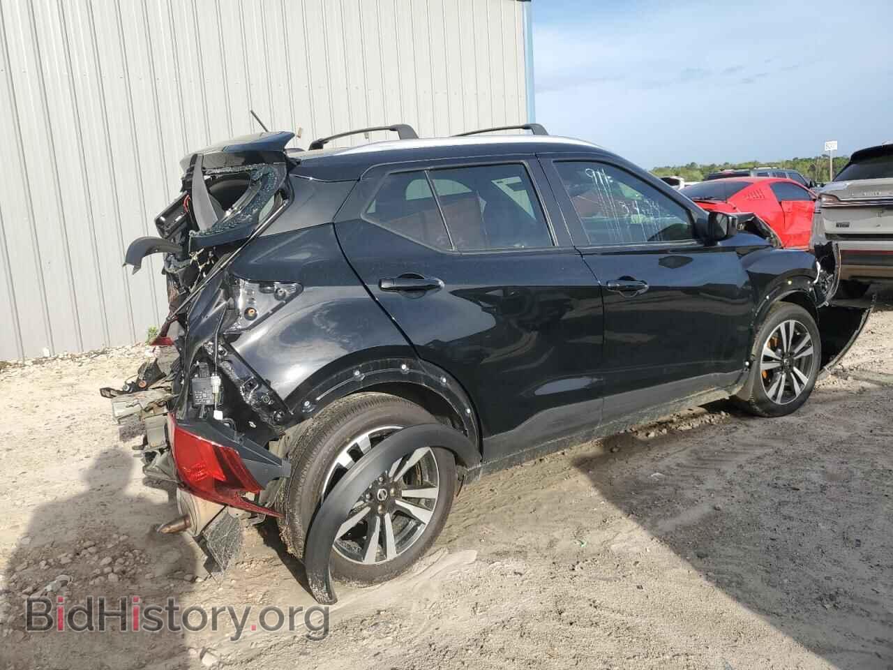 2020 NISSAN KICKS - VIN: 3N1CP5CV3LL558013 - Фото 3