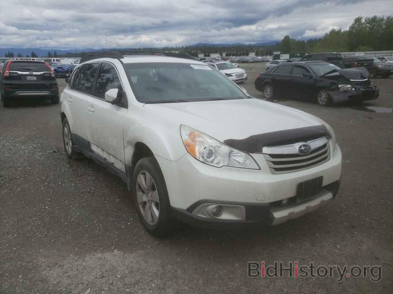 Photo 4S4BRBGC5B3445373 - SUBARU OUTBACK 2011