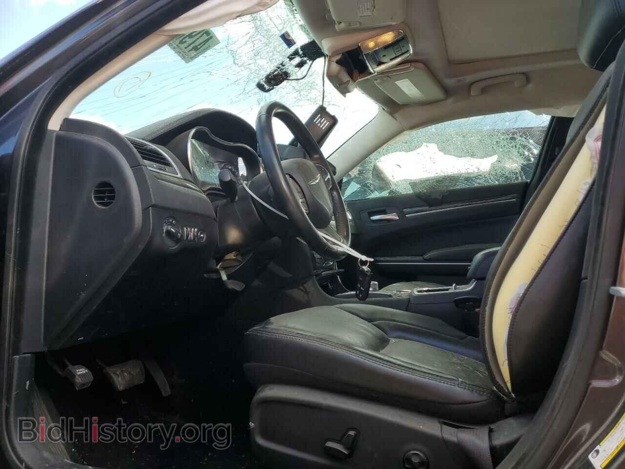 2019 CHRYSLER 300 - VIN: 2C3CCARG2KH714466 - Фото 7