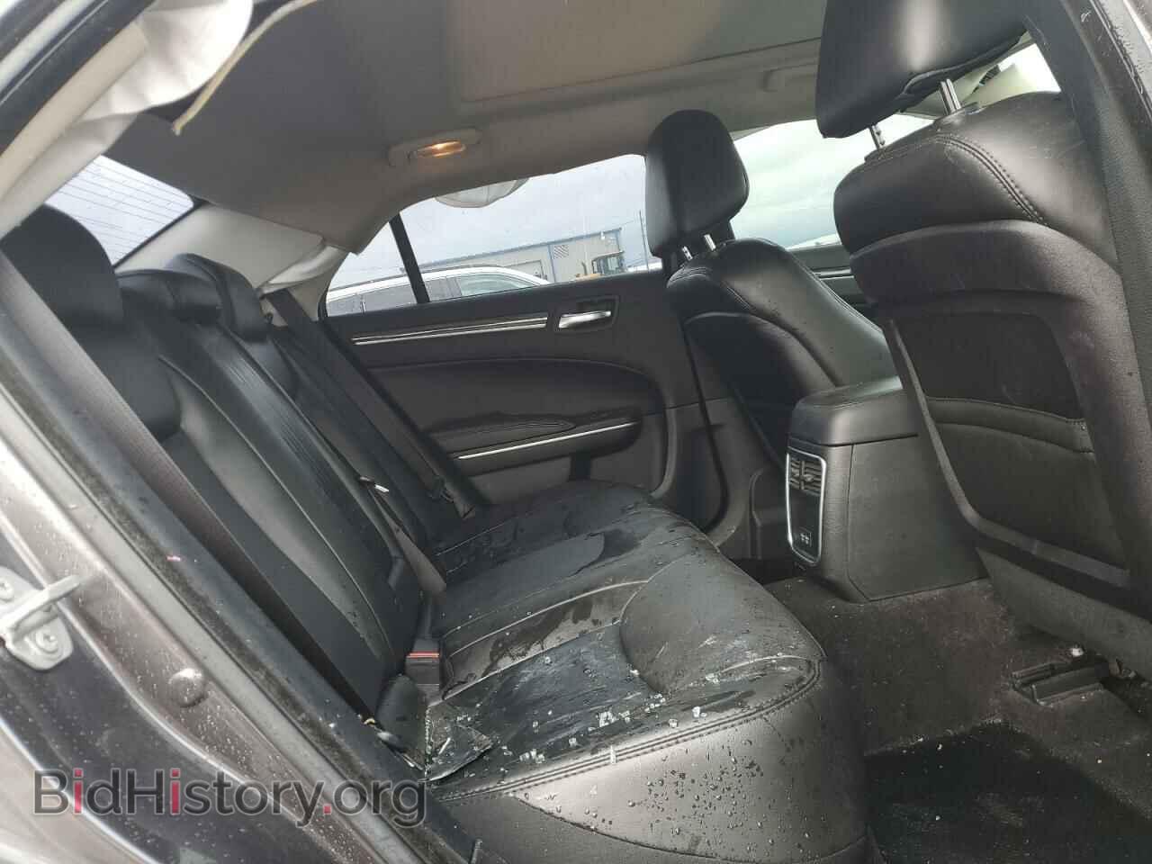 2019 CHRYSLER 300 - VIN: 2C3CCARG2KH714466 - Фото 10