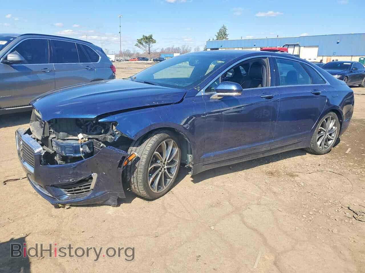 Photo 3LN6L5FC2HR618475 - LINCOLN MKZ 2017