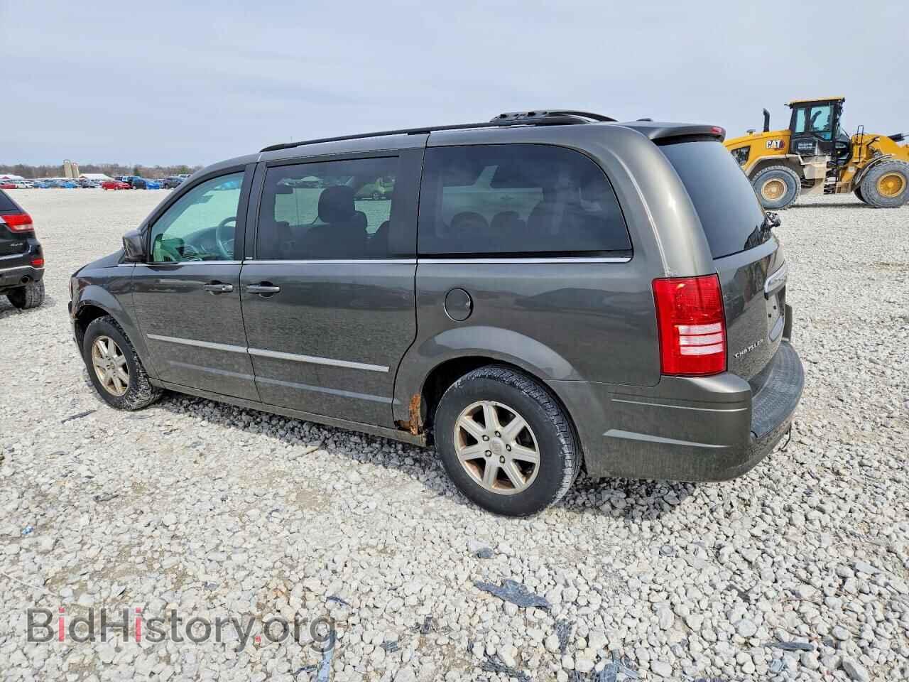 2010 CHRYSLER MINIVAN - VIN: 2A4RR5D16AR380802 - Фото 2
