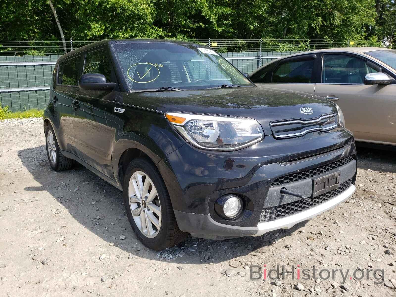 Photo KNDJP3A56J7510017 - KIA SOUL 2018