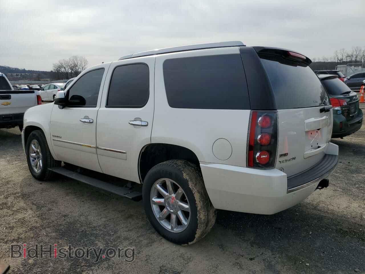 2011 GMC YUKON - VIN: 1GKS2EEF9BR213478 - Фото 2