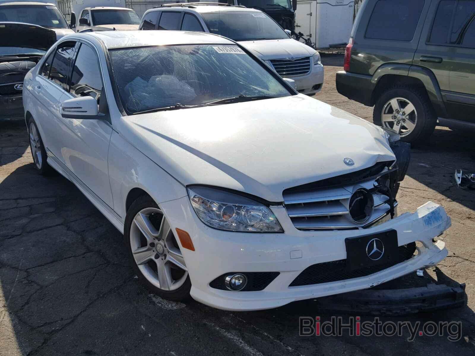 Photo WDDGF8BB1AR095634 - MERCEDES-BENZ C CLASS 2010