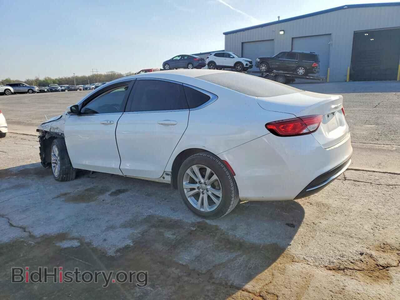 2016 CHRYSLER 200 - VIN: 1C3CCCAB3GN149929 - Фото 2