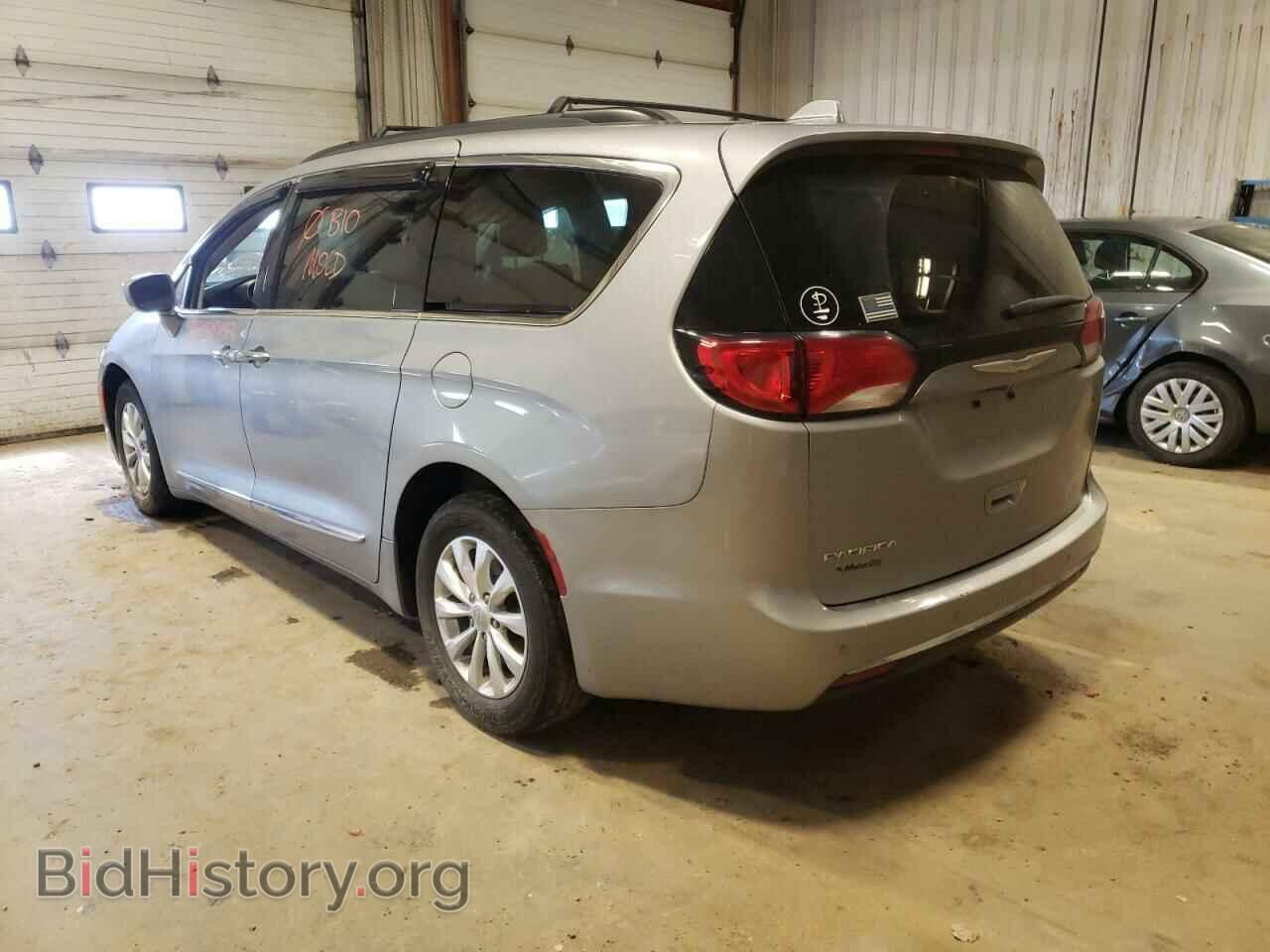 2017 CHRYSLER PACIFICA - VIN: 2C4RC1BG7HR688532 - Фото 3