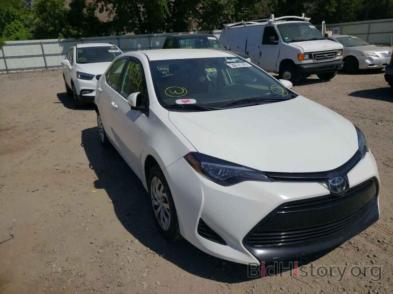 Photo 5YFBURHE5KP917946 - TOYOTA COROLLA 2019