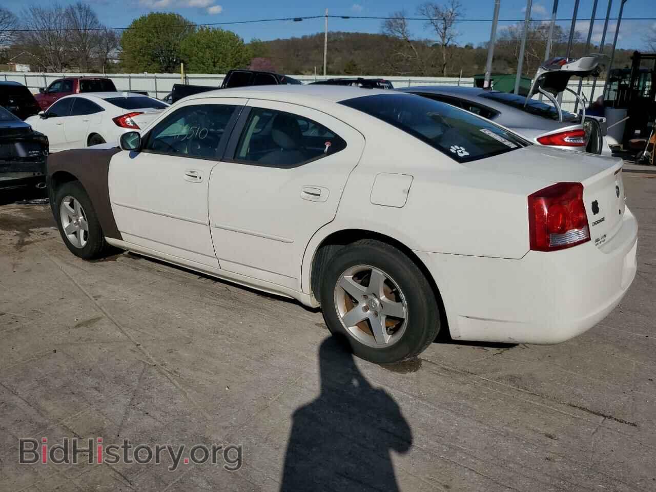 2010 DODGE CHARGER - VIN: 2B3CA3CV4AH185624 - Фото 2