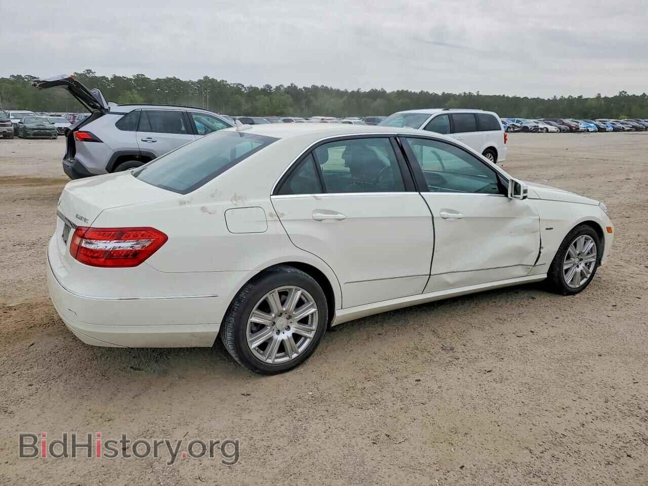 2012 MERCEDES-BENZ E-CLASS - VIN: WDDHF2EB6CA549522 - Фото 3