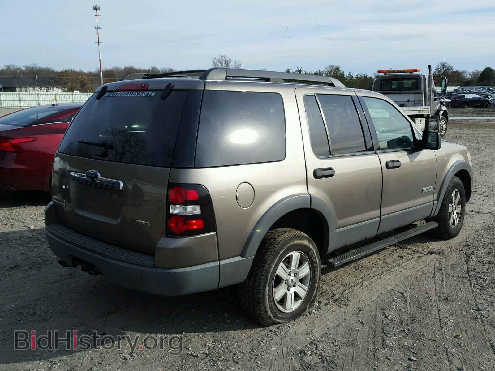 2006 FORD EXPLORER - VIN: 1FMEU63E26UB17886 - Photo 4