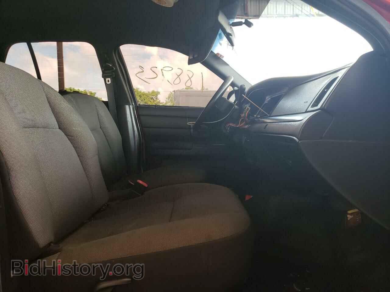 2011 FORD CROWN VIC - VIN: 2FABP7BV4BX101784 - Фото 5