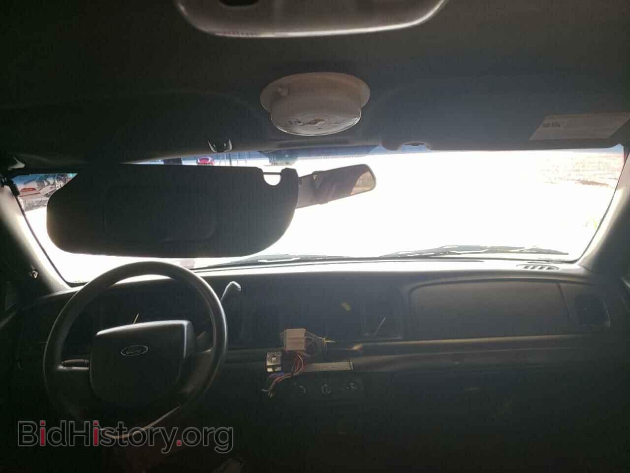 2011 FORD CROWN VIC - VIN: 2FABP7BV4BX101784 - Фото 9