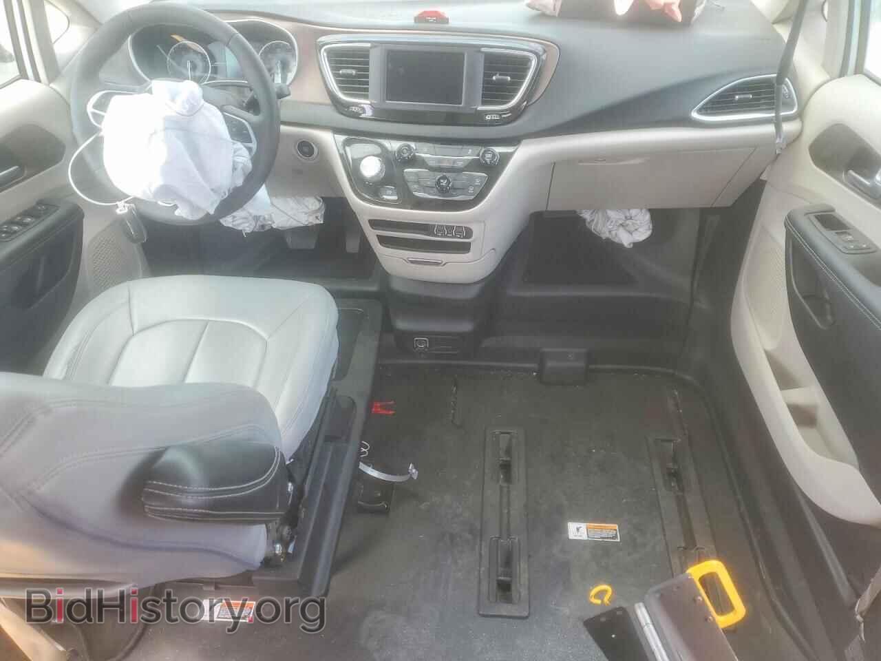2024 CHRYSLER MINIVAN - VIN: 2C4RC1CG4RR155702 - Photo 8