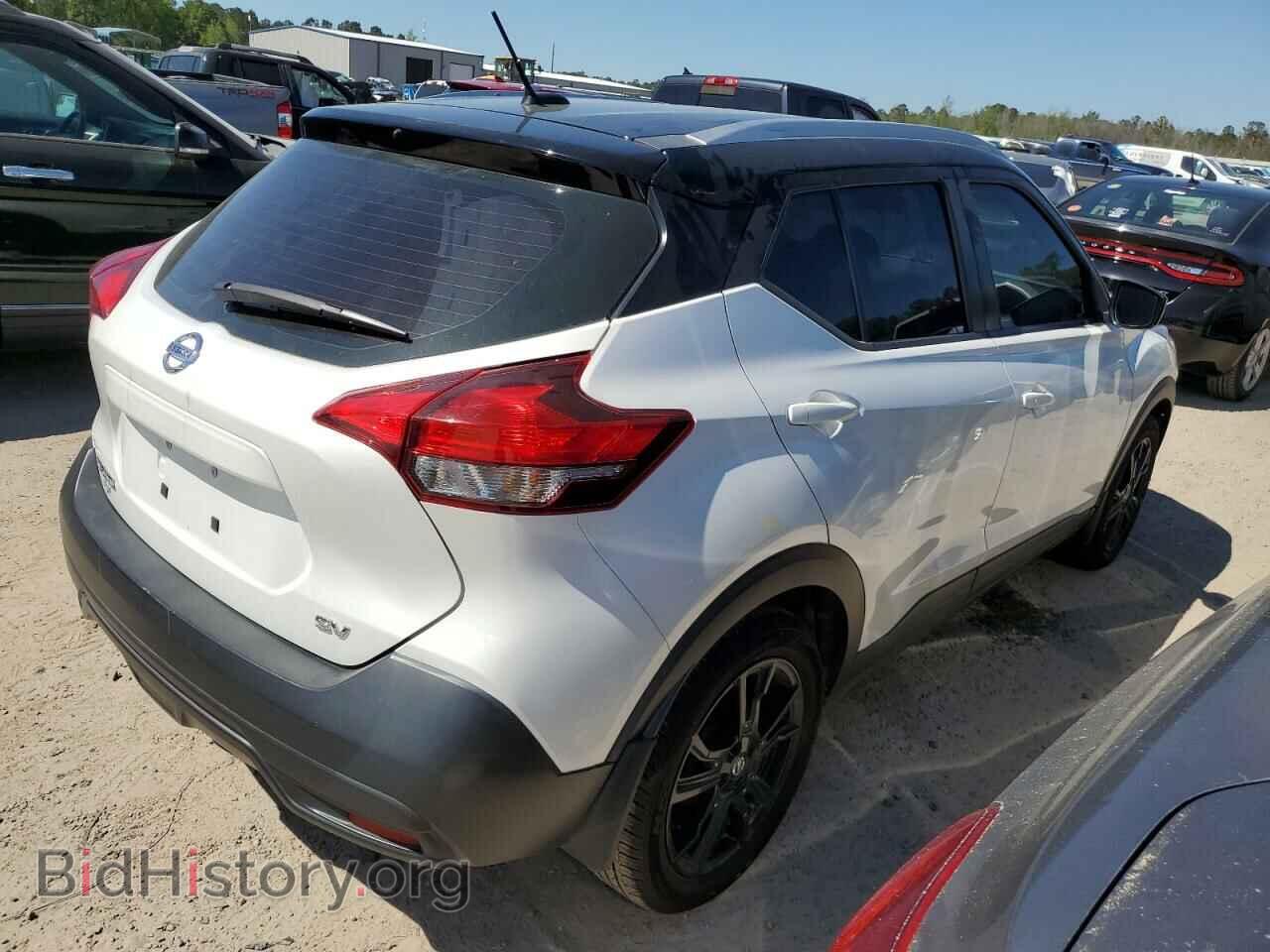 2019 NISSAN KICKS - VIN: 3N1CP5CU3KL496232 - Фото 3