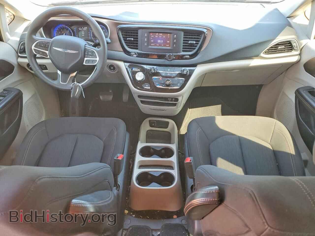 2017 CHRYSLER PACIFICA - VIN: 2C4RC1CG4HR511015 - Photo 8