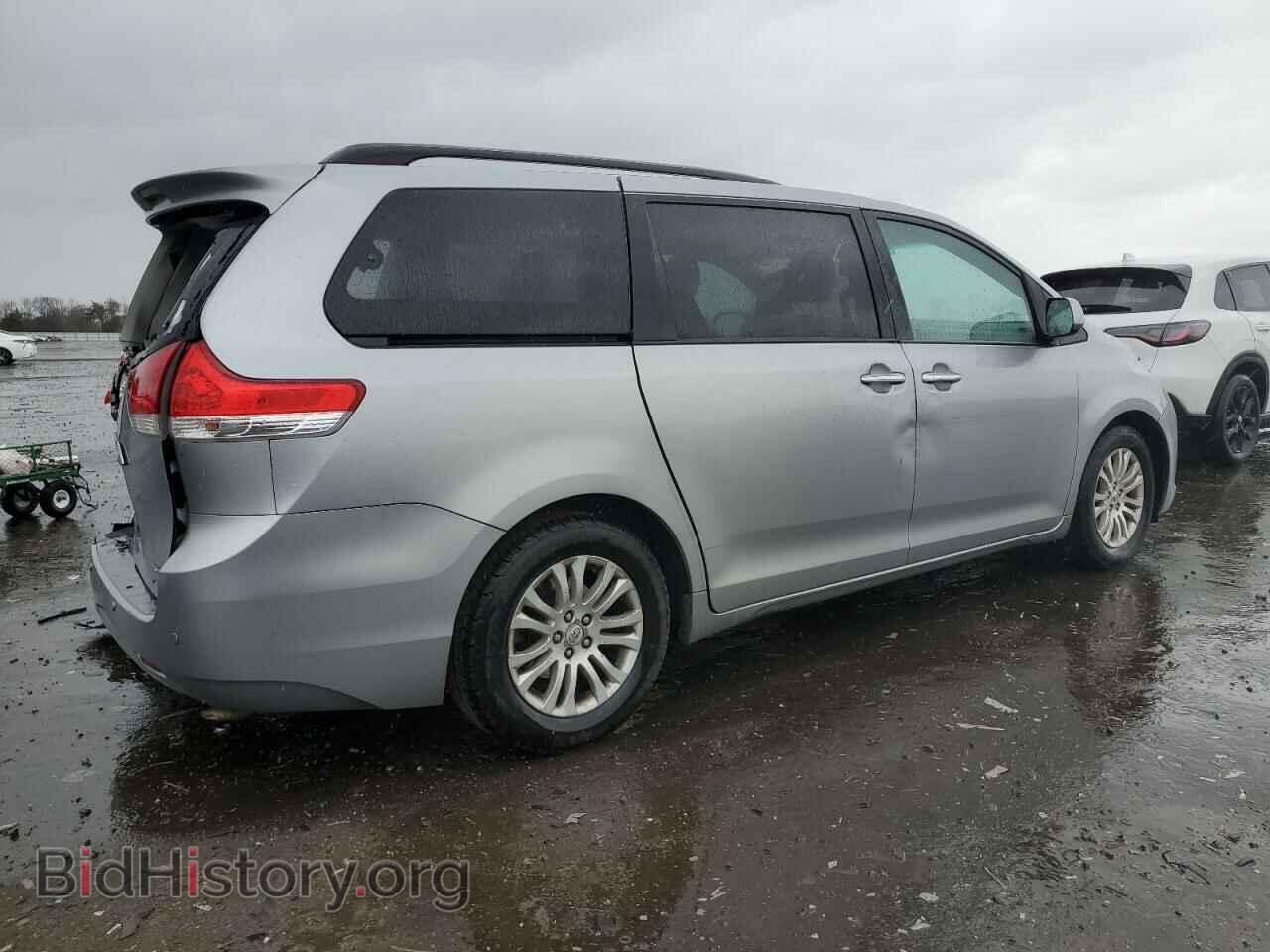 2011 TOYOTA All Models - VIN: 5TDYK3DC3BS049356 - Фото 3