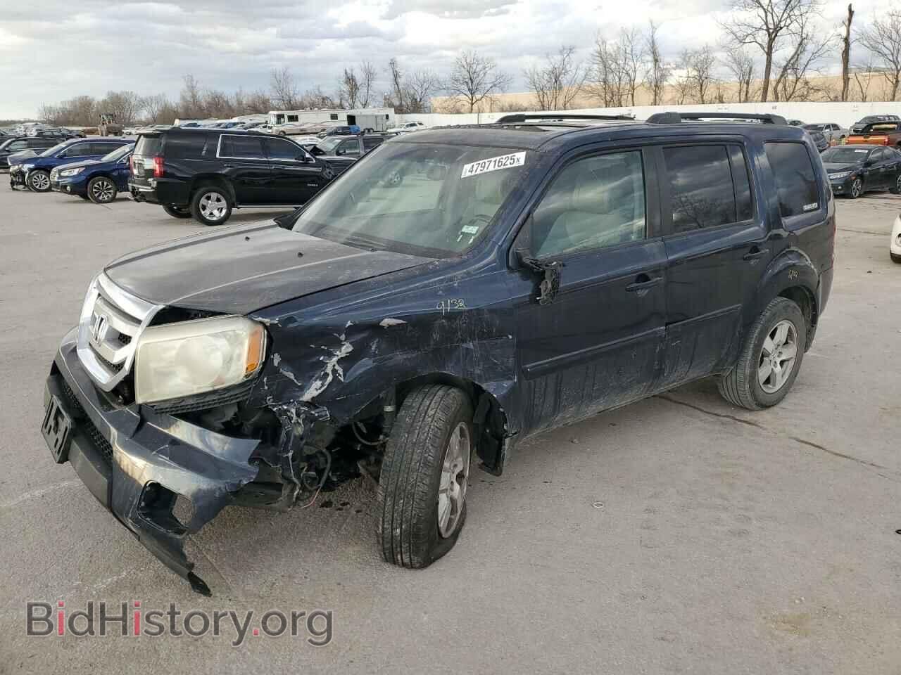 Photo 5FNYF3H56BB030806 - HONDA PILOT 2011