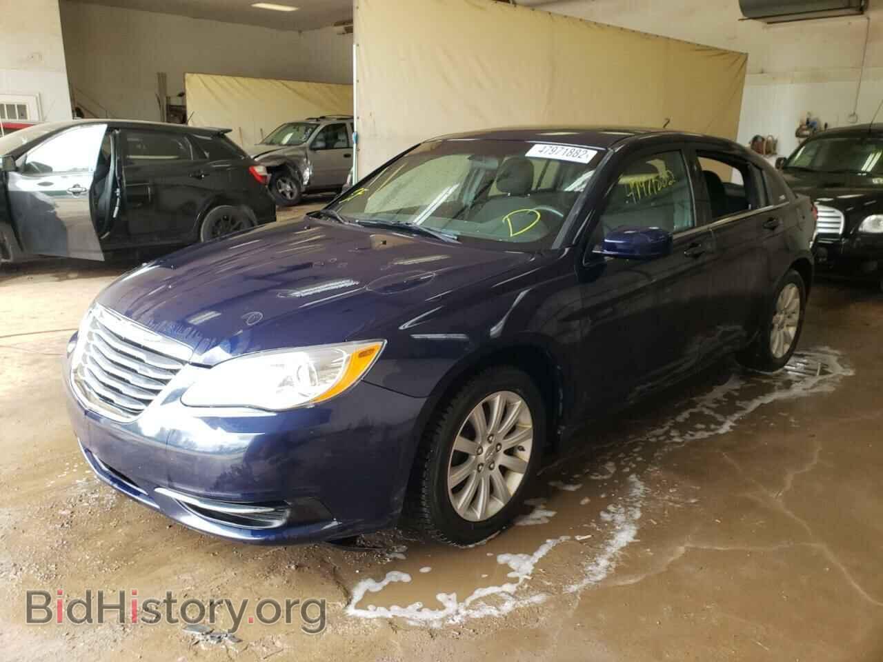 2013 CHRYSLER 200 - VIN: 1C3CCBBB1DN601123 - Фото 2