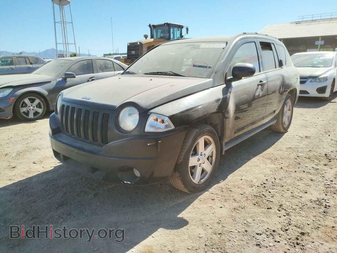 2007 JEEP COMPASS - VIN: 1J8FT47W27D132207 - Photo 2