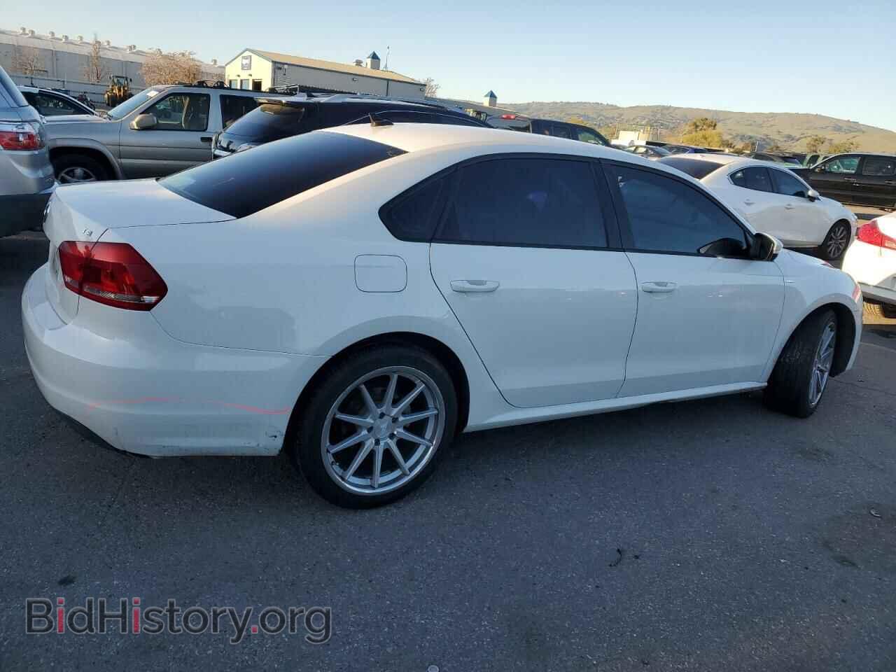 2015 VOLKSWAGEN PASSAT - VIN: 1VWAT7A37FC076106 - Фото 3