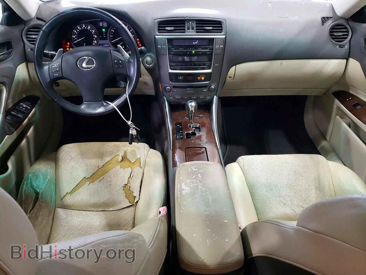 2010 LEXUS IS - VIN: JTHBF5C25A5126715 - Photo 8