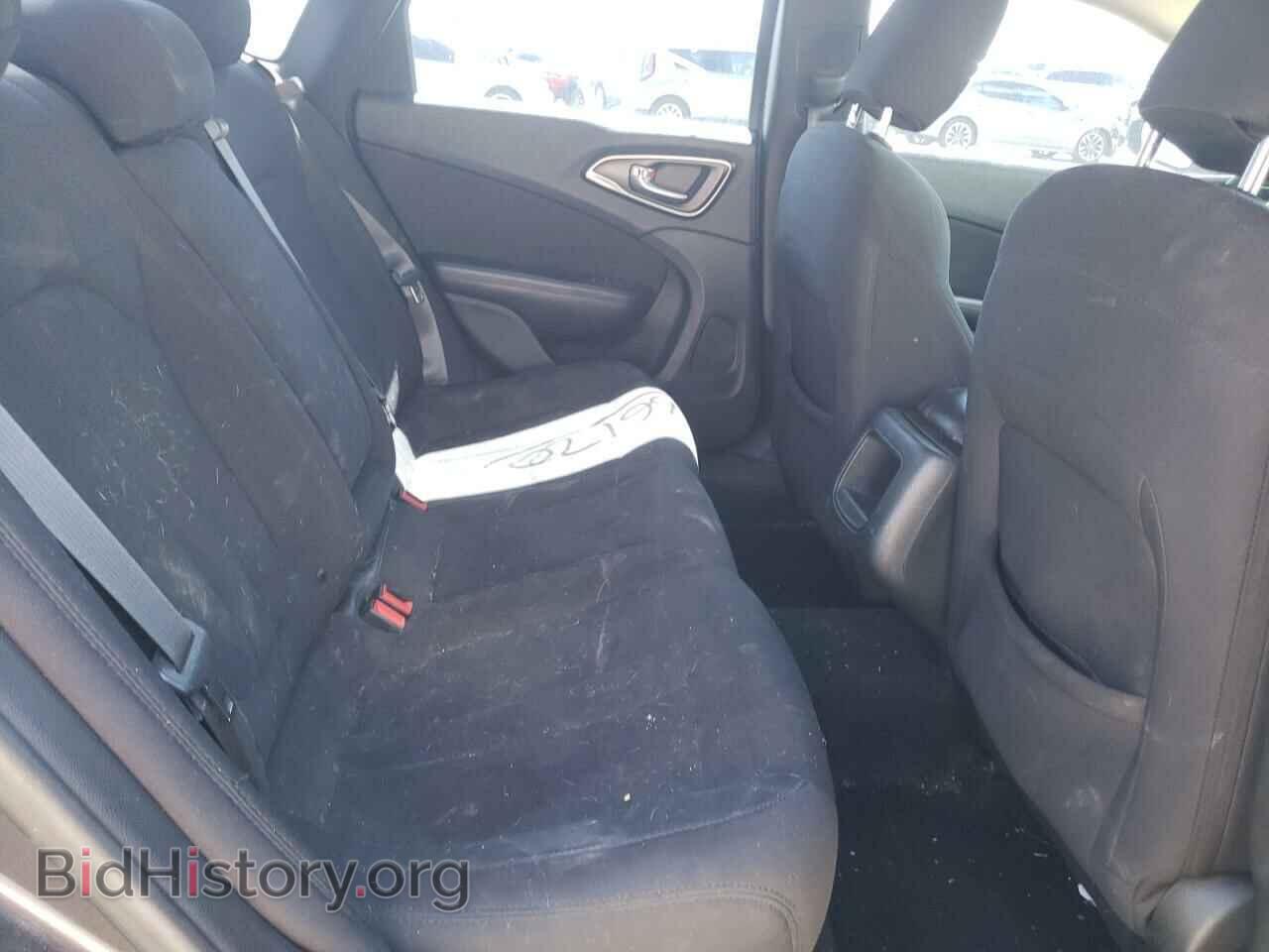 2015 CHRYSLER 200 - VIN: 1C3CCCAB7FN572043 - Фото 6