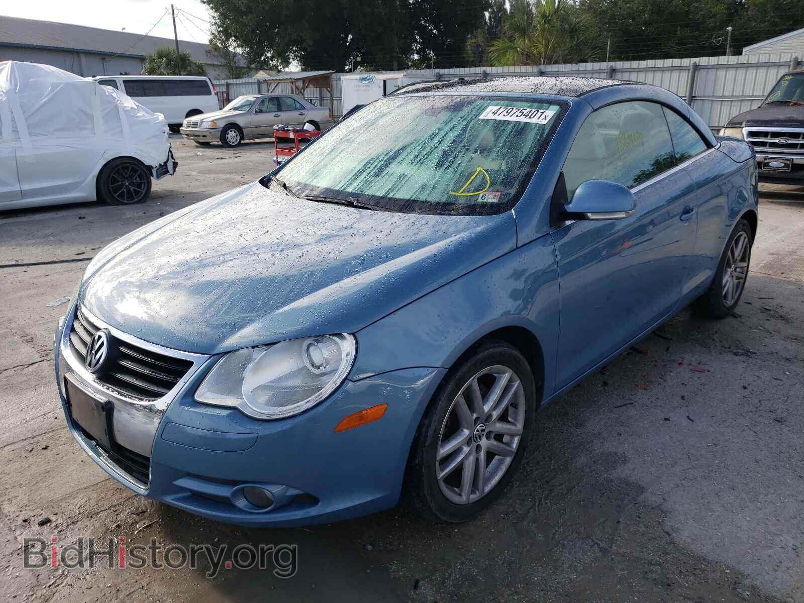 2008 VOLKSWAGEN EOS - VIN: WVWFA71F68V043971 - Фото 2