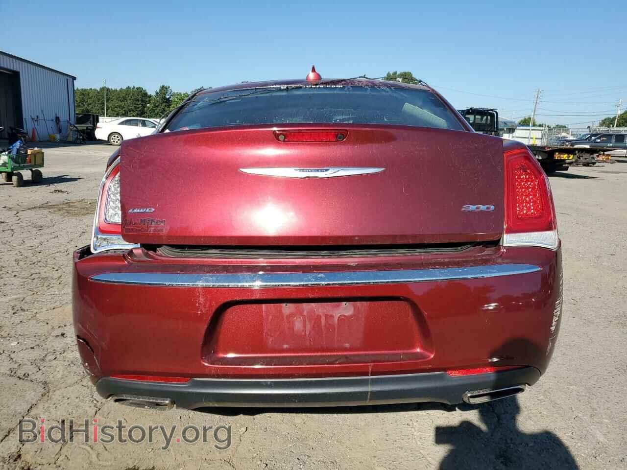 2019 CHRYSLER 300 - VIN: 2C3CCAKG7KH631545 - Фото 6