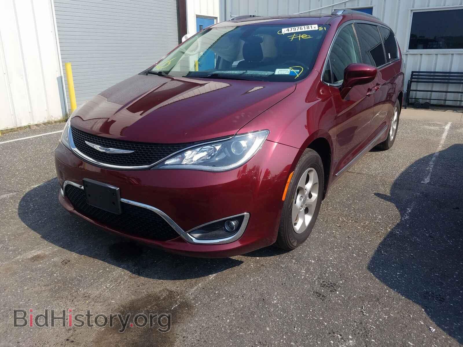 2017 CHRYSLER PACIFICA - VIN: 2C4RC1EG9HR811002 - Photo 2