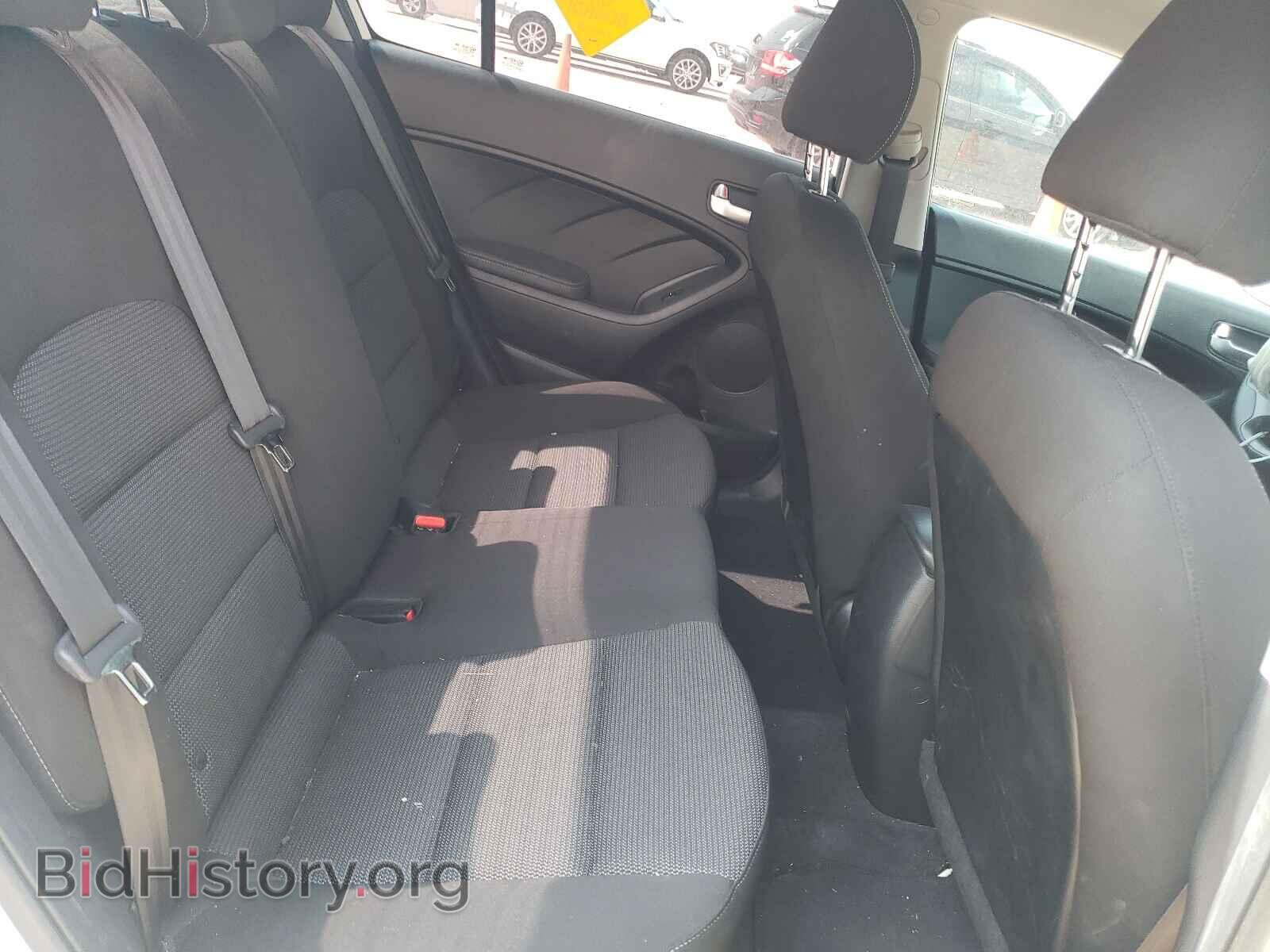 2017 KIA FORTE - VIN: 3KPFK4A74HE052175 - Фото 6