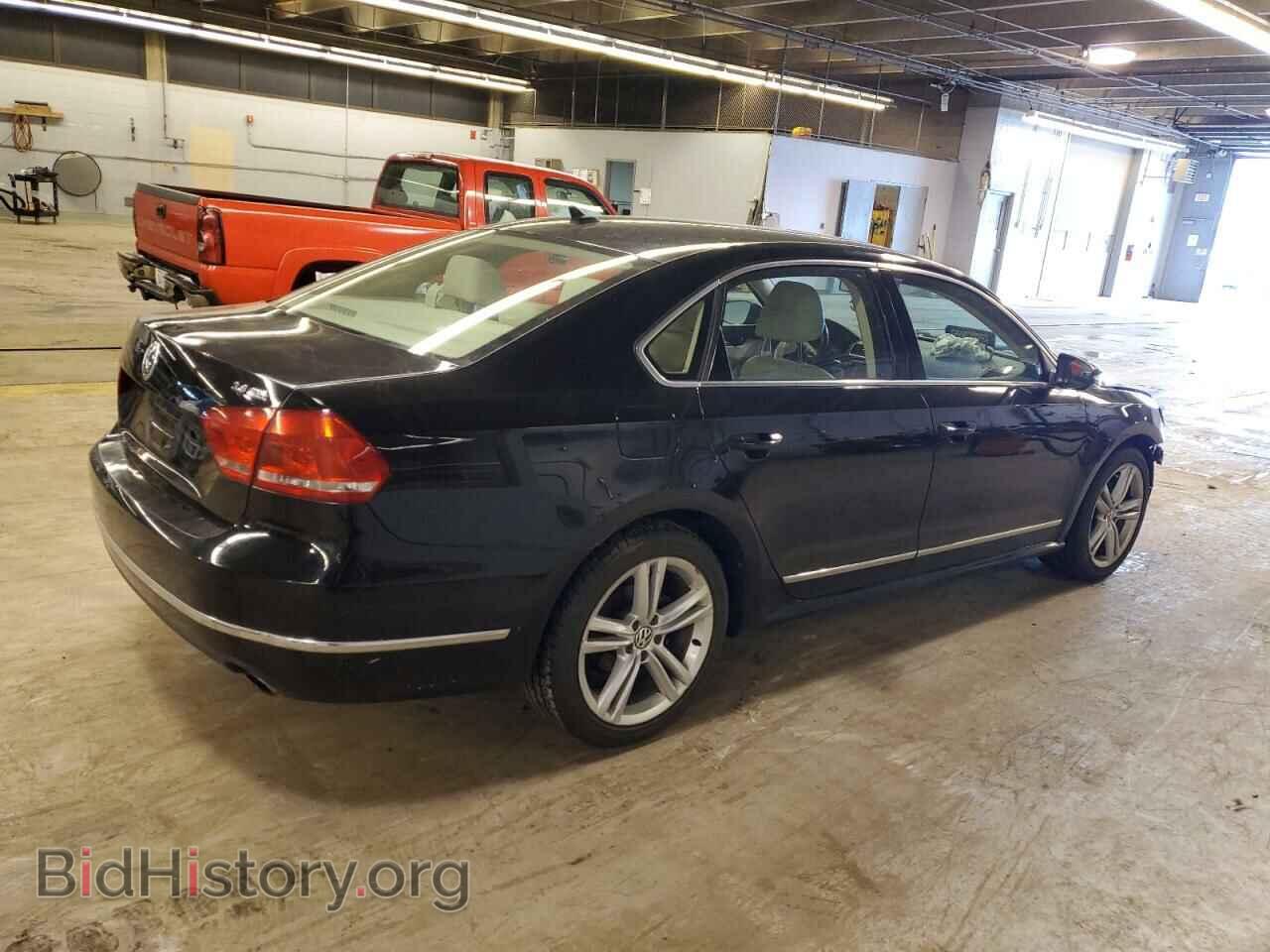 2012 VOLKSWAGEN PASSAT - VIN: 1VWCM7A31CC012323 - Фото 3