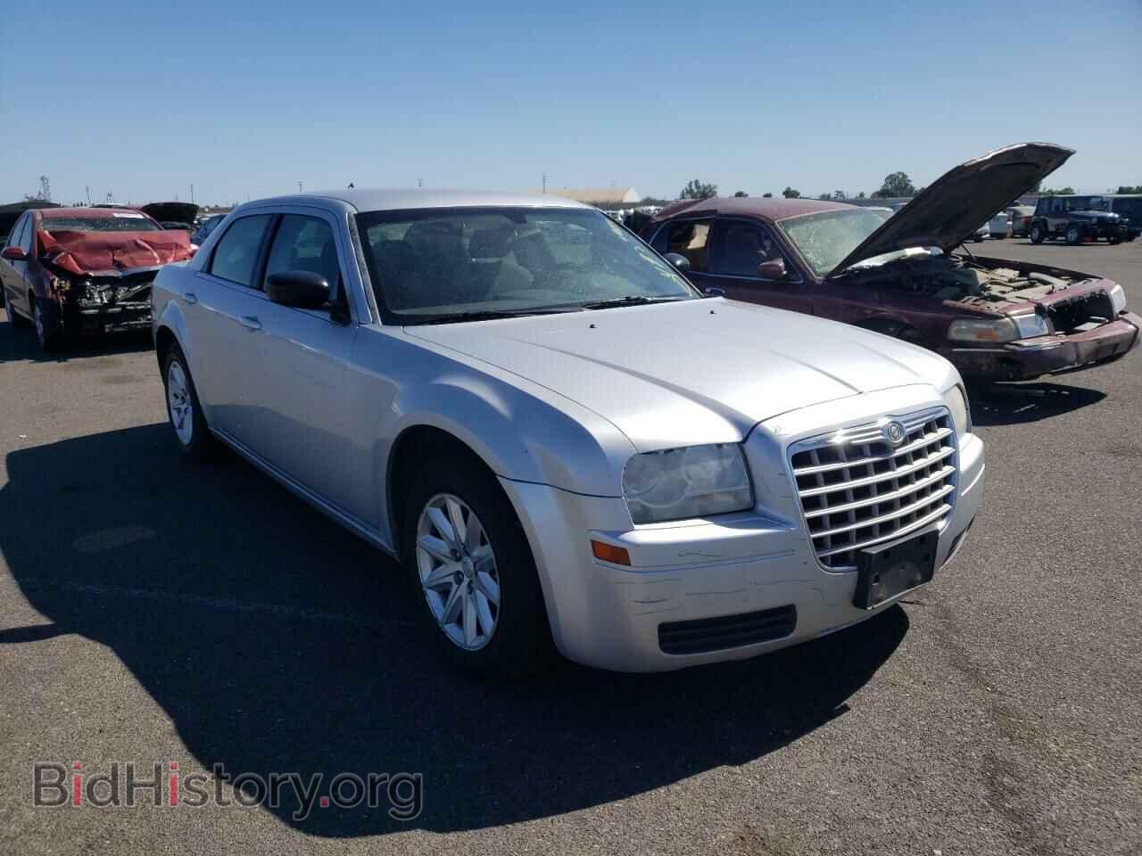 Photo 2C3KA43R98H106918 - CHRYSLER 300 2008