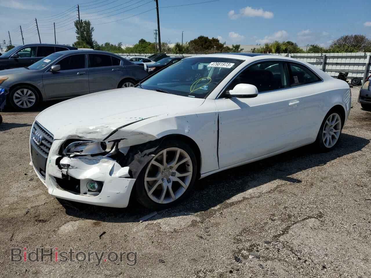 Photo WAUCFAFR9CA029175 - AUDI A5 2012