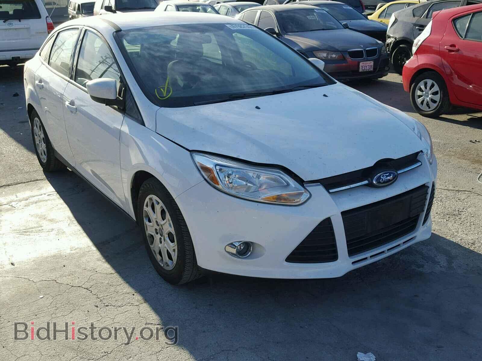 Photo 1FAHP3F25CL415719 - FORD FOCUS 2012