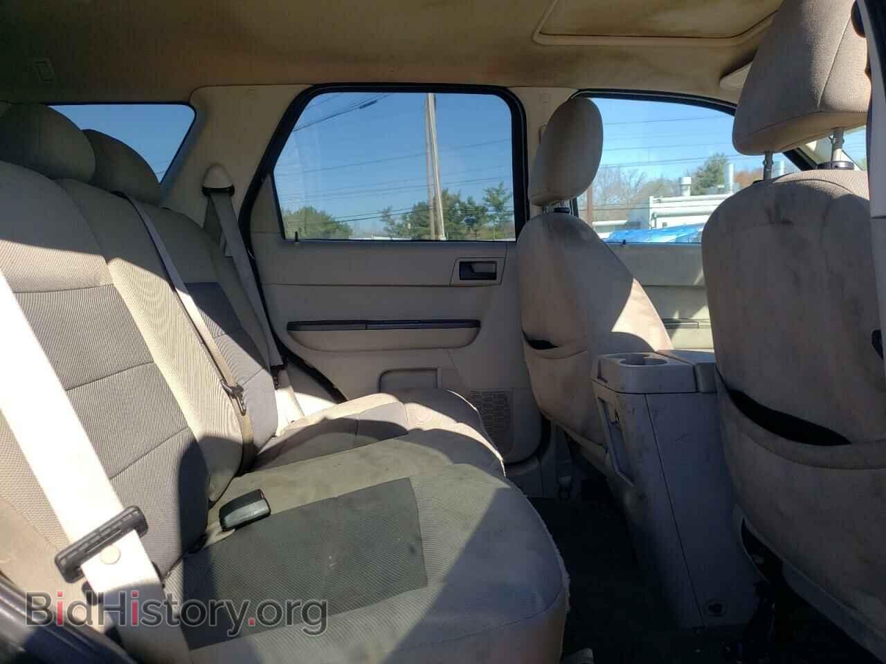 2008 FORD ESCAPE - VIN: 1FMCU93198KC17455 - Фото 11