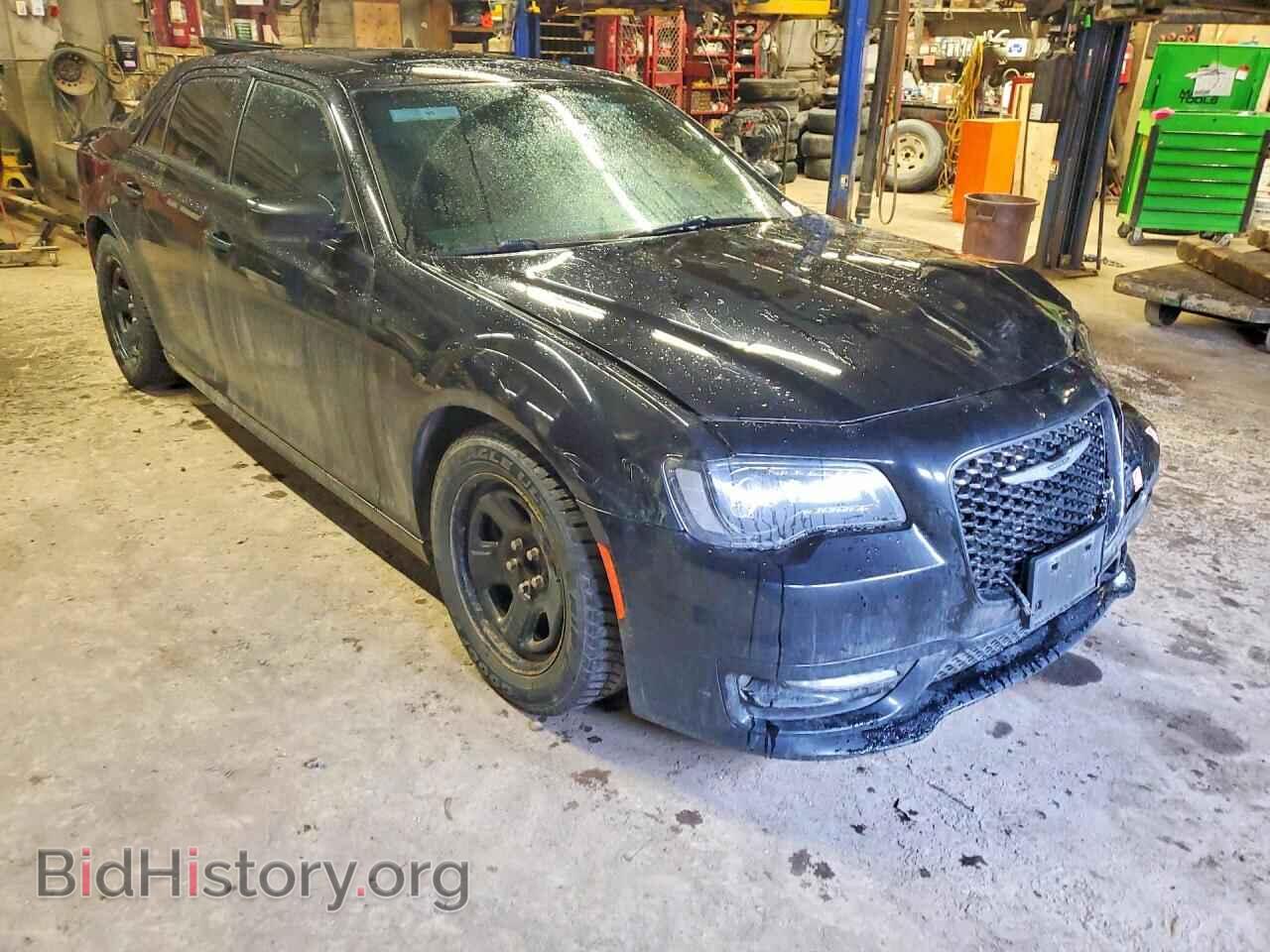 2017 CHRYSLER 300 - VIN: 2C3CCABG1HH564143 - Фото 4