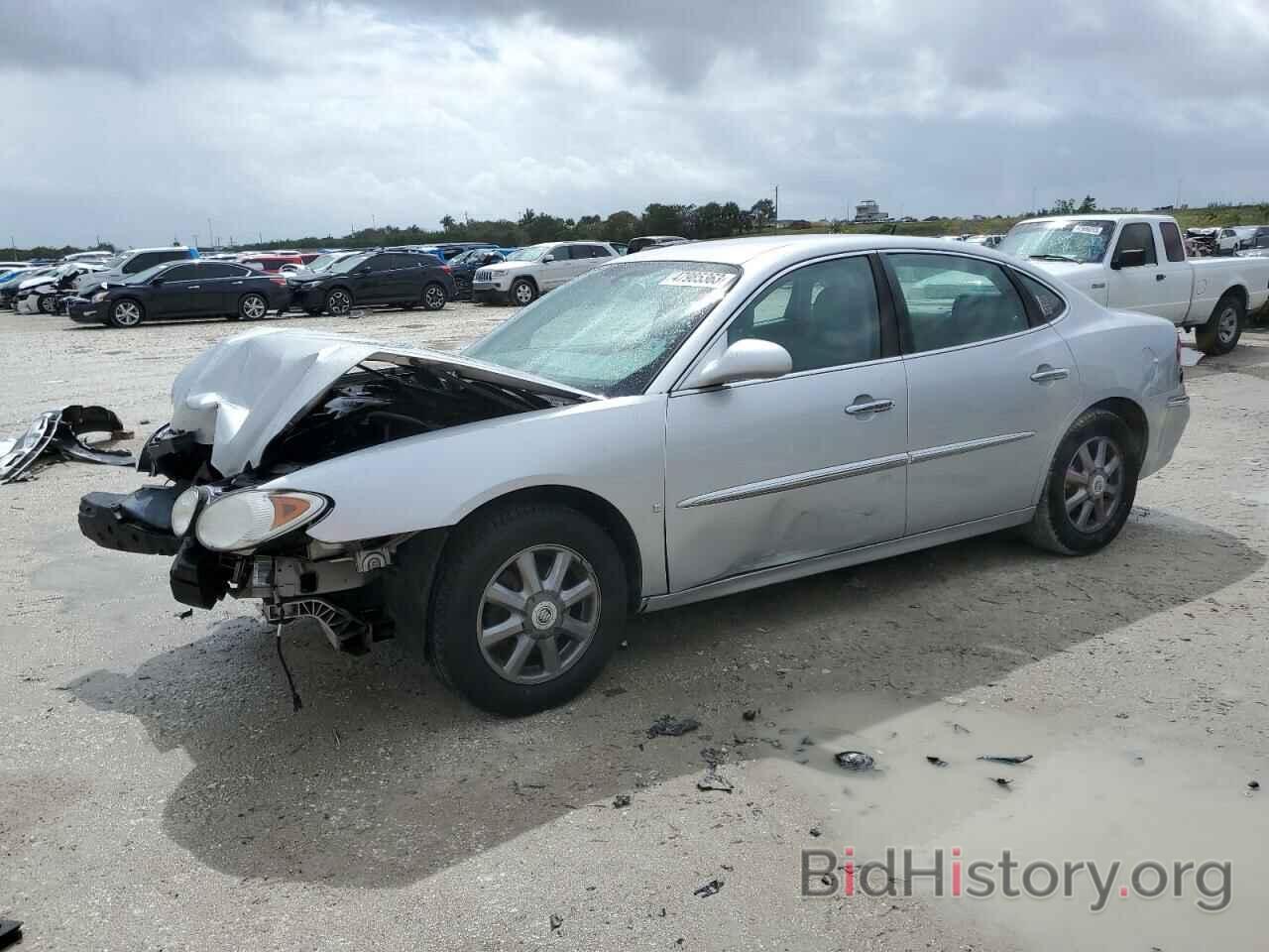 Photo 2G4WD582191165778 - BUICK LACROSSE 2009
