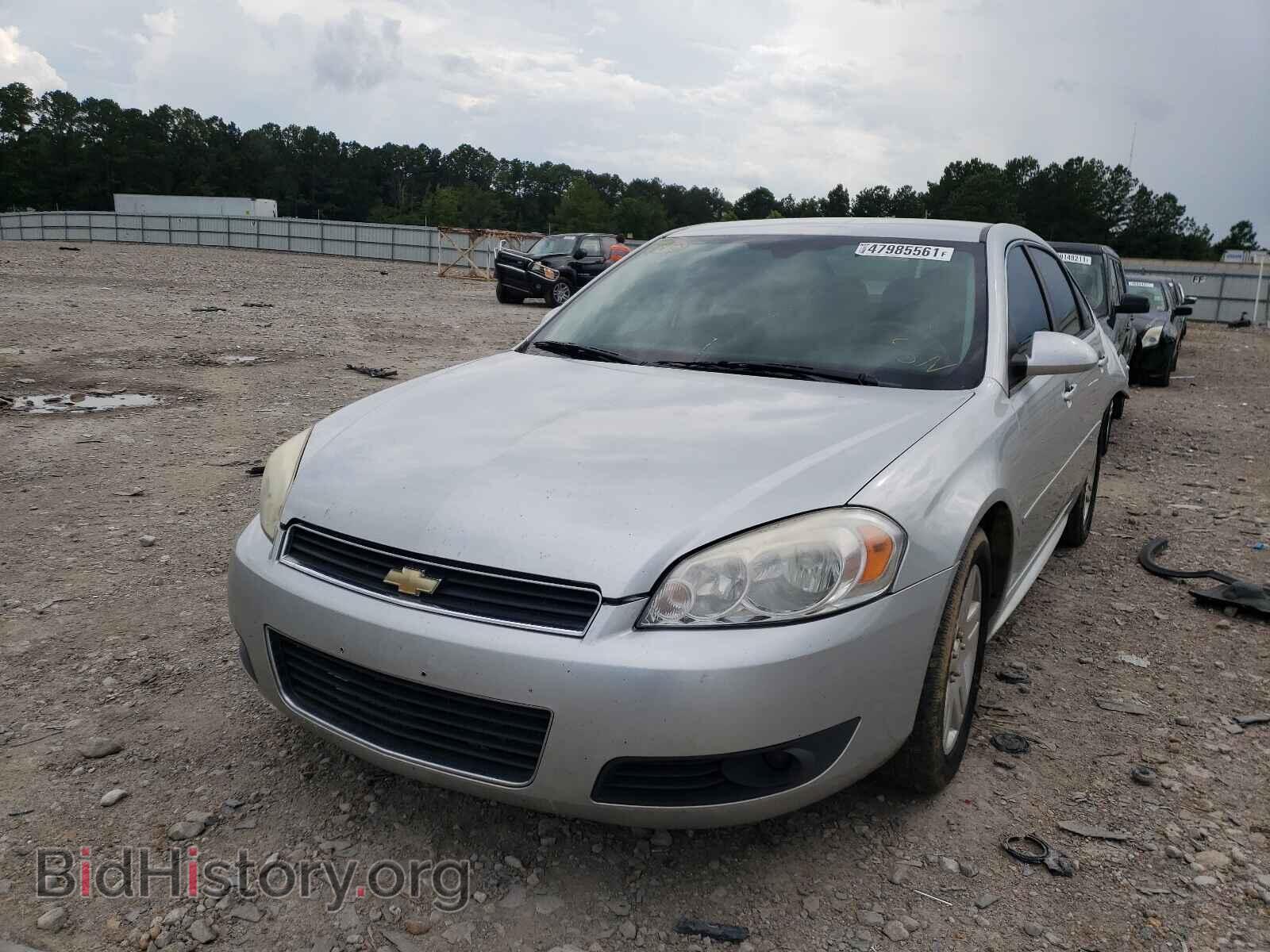 2011 CHEVROLET IMPALA - VIN: 2G1WB5EK7B1136718 - Фото 2