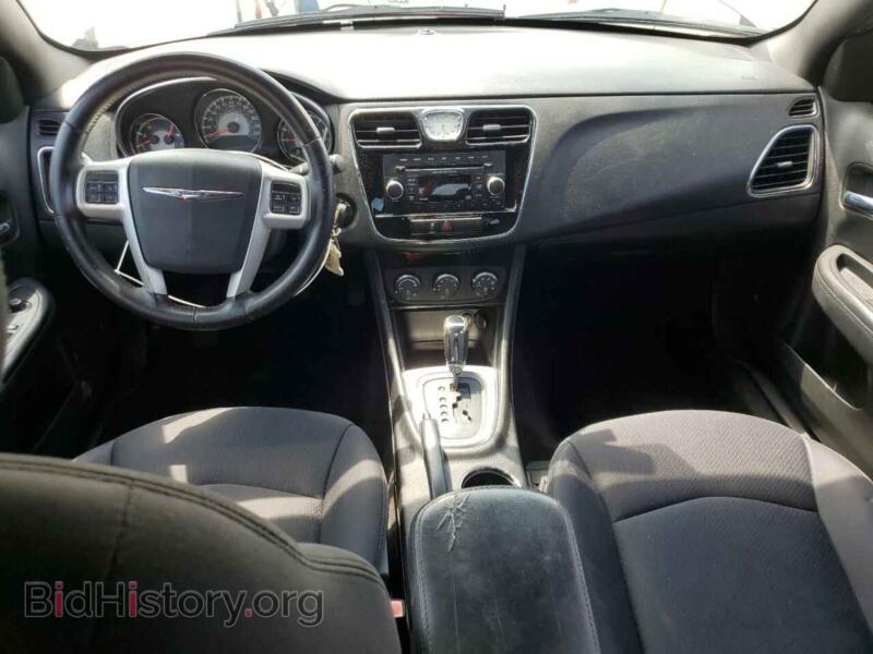 2013 Chrysler 200 (VIN 1C3CCBBB2DN762497) — photo 8 of 13