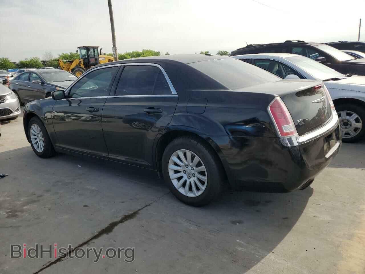 2013 CHRYSLER 300 - VIN: 2C3CCAAG1DH508764 - Фото 2