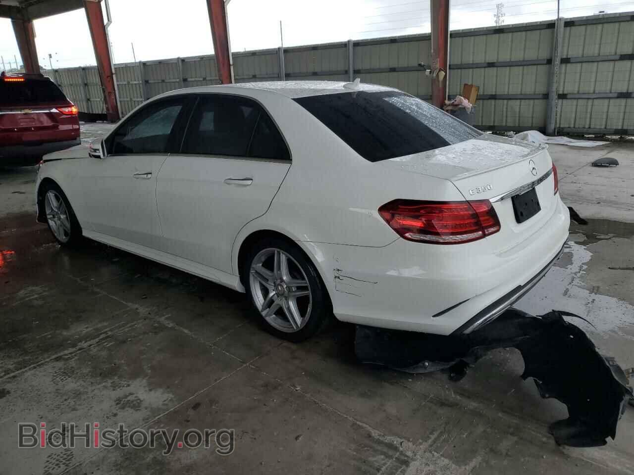 2014 MERCEDES-BENZ E-CLASS - VIN: WDDHF5KB2EA943401 - Photo 2