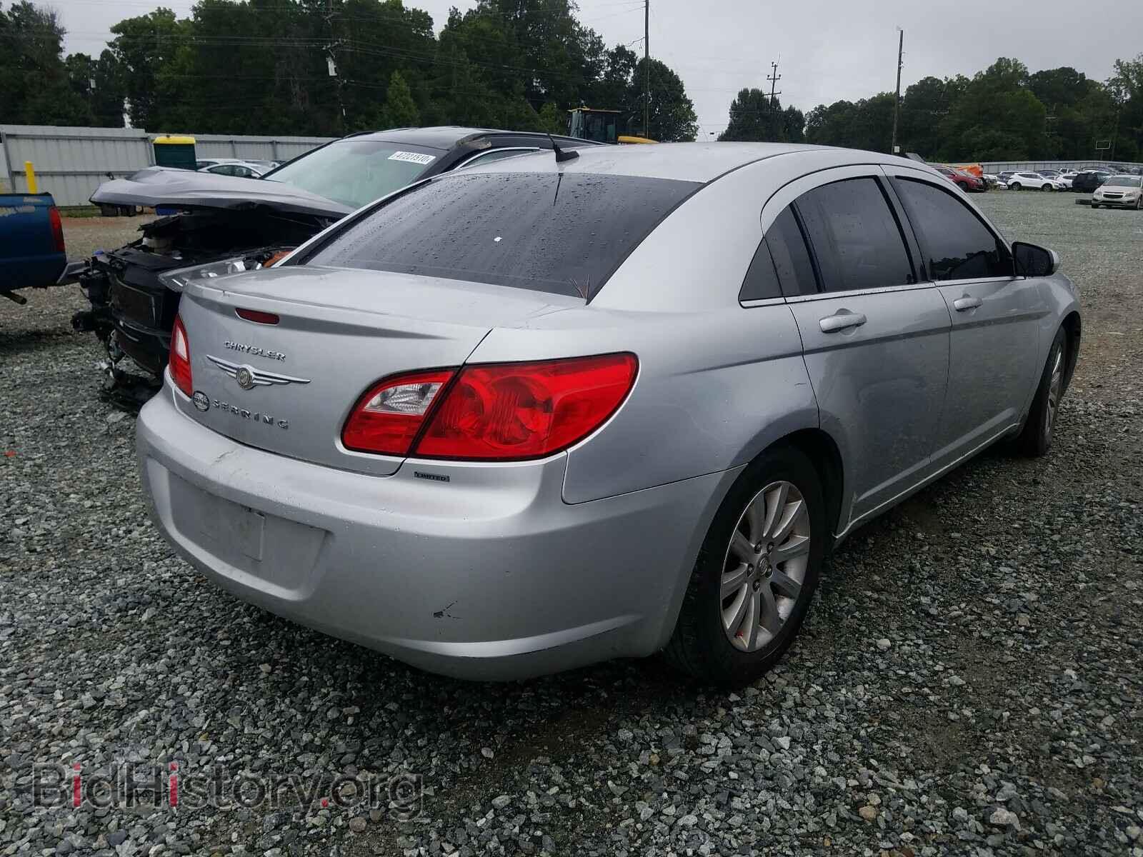 2010 CHRYSLER SEBRING - VIN: 1C3CC5FB4AN138501 - Фото 4