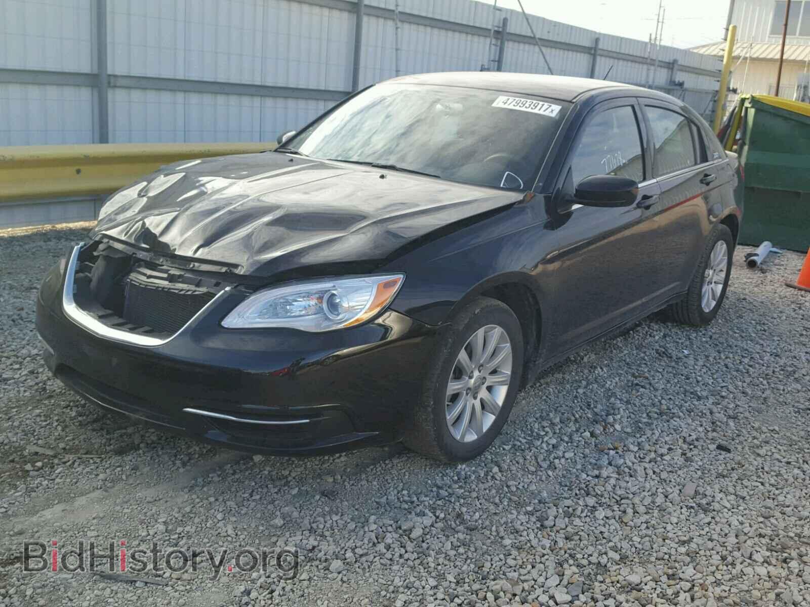 2013 CHRYSLER 200 - VIN: 1C3CCBBB6DN542389 - Фото 2