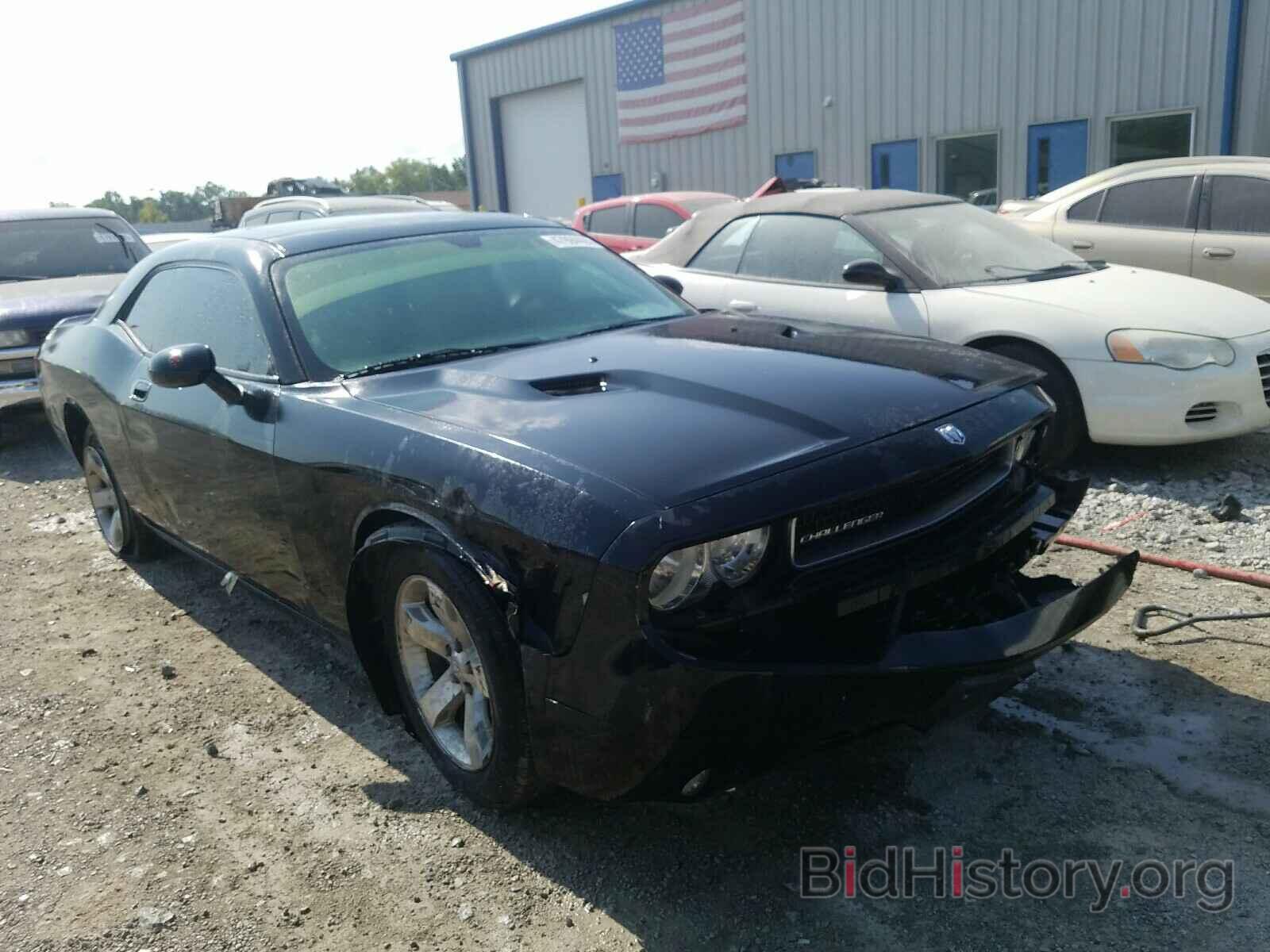 Photo 2B3LJ44V19H559087 - DODGE CHALLENGER 2009