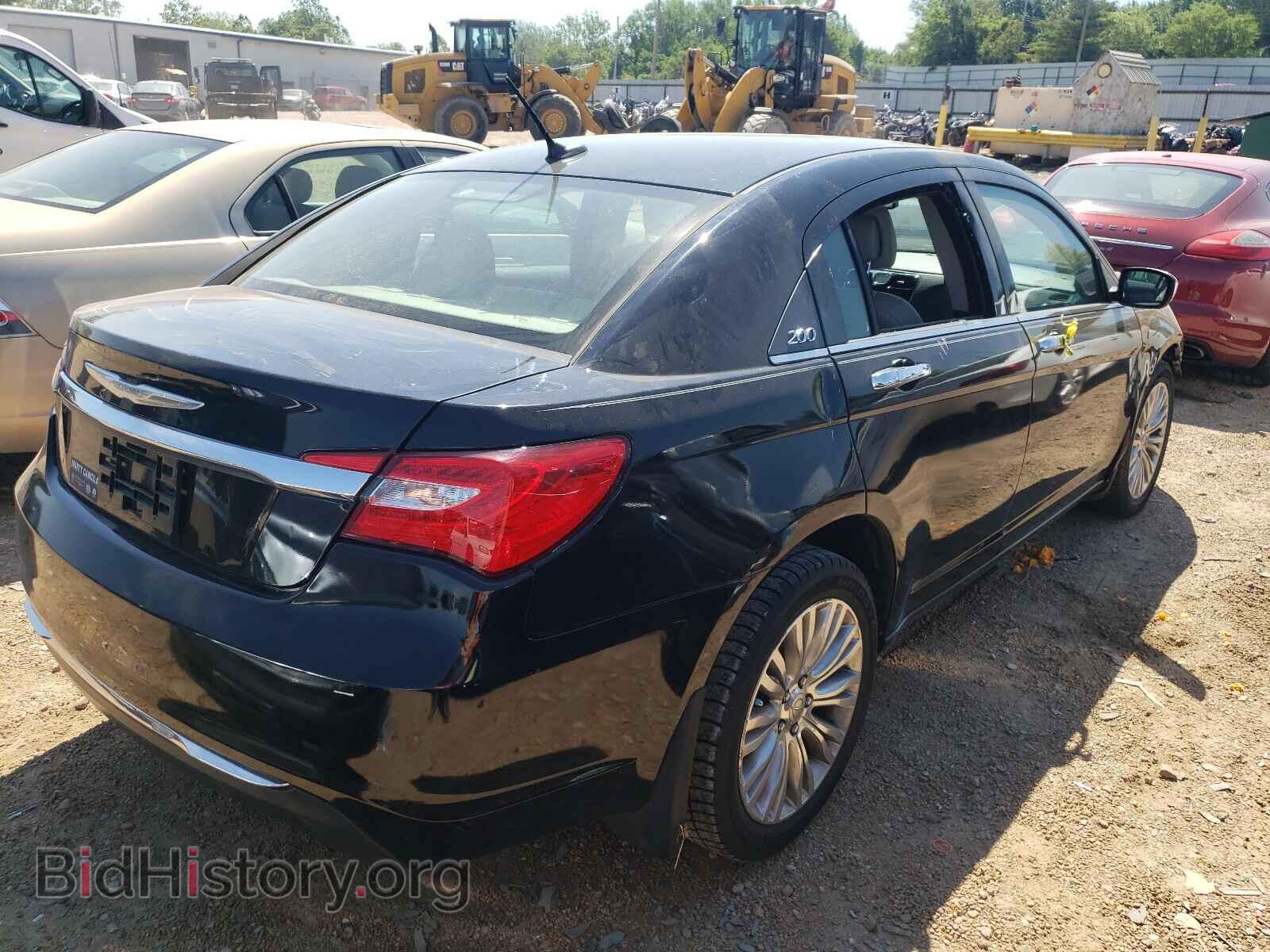 2012 CHRYSLER 200 - VIN: 1C3CCBCB0CN229982 - Фото 4