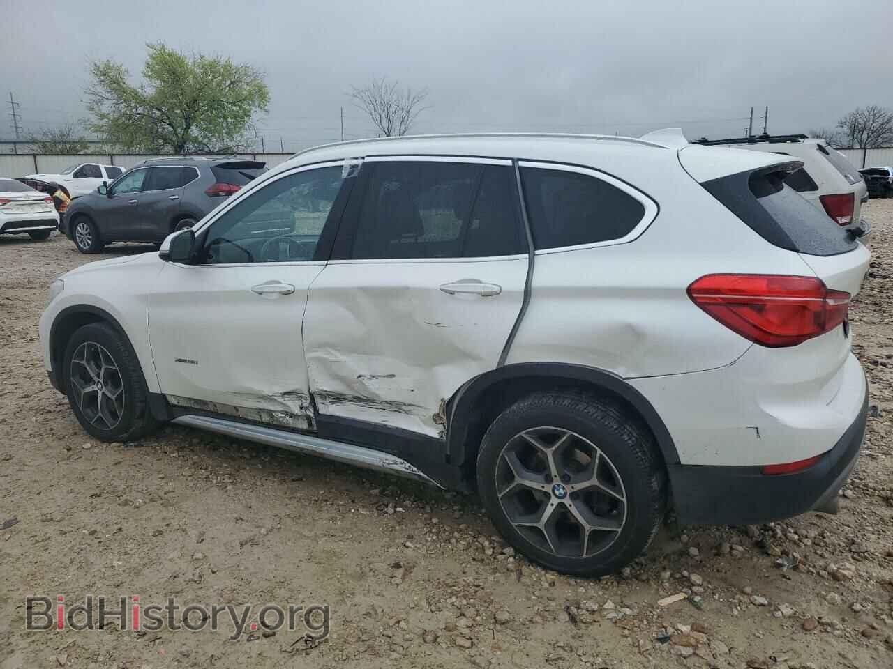 2016 BMW X1 - VIN: WBXHT3C3XGP886110 - Фото 2