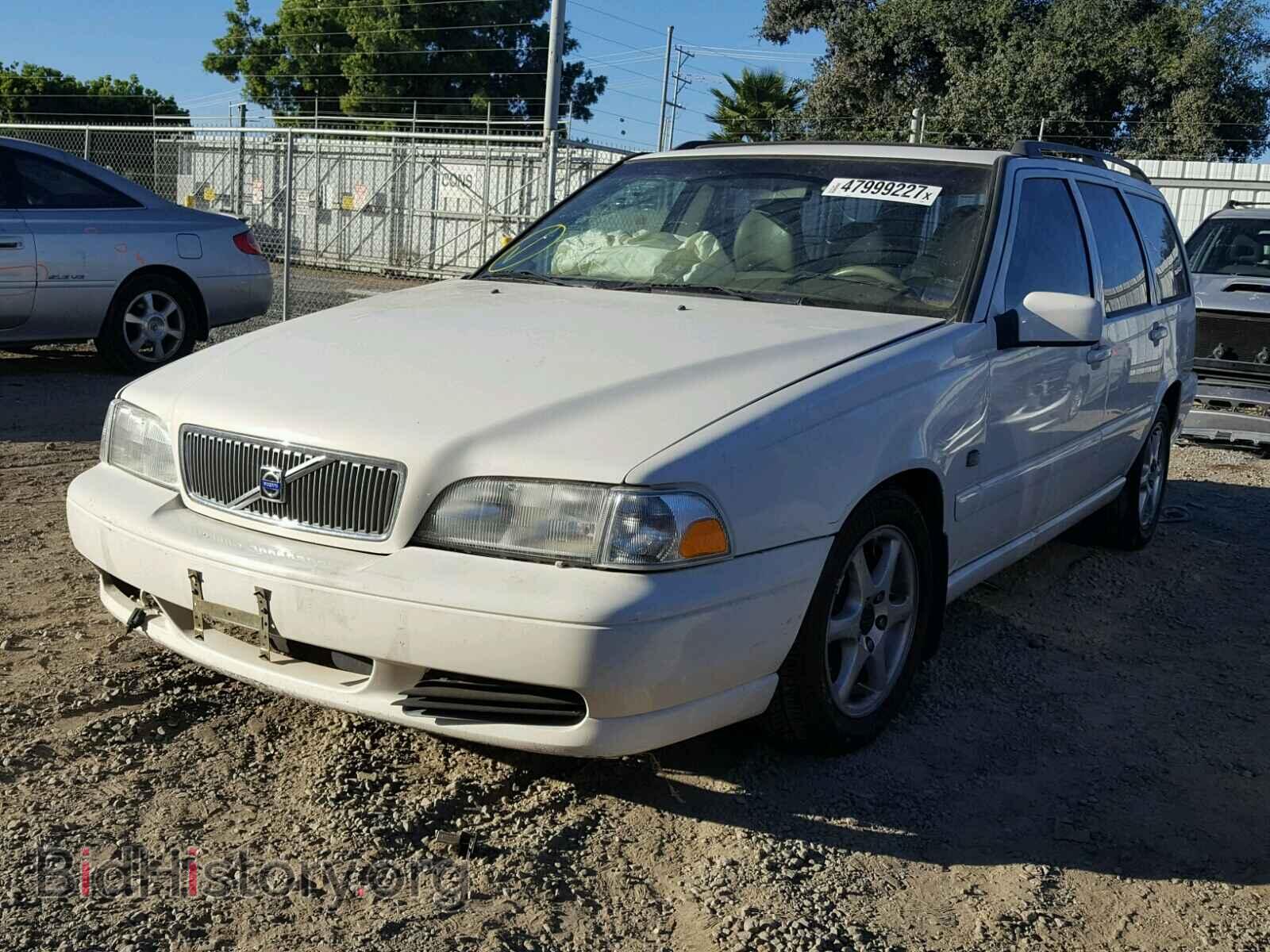 2000 VOLVO V70 - VIN: YV1LW56D8Y2649347 - Фото 2
